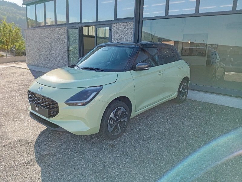 Foto SUZUKI Swift (2024-->)